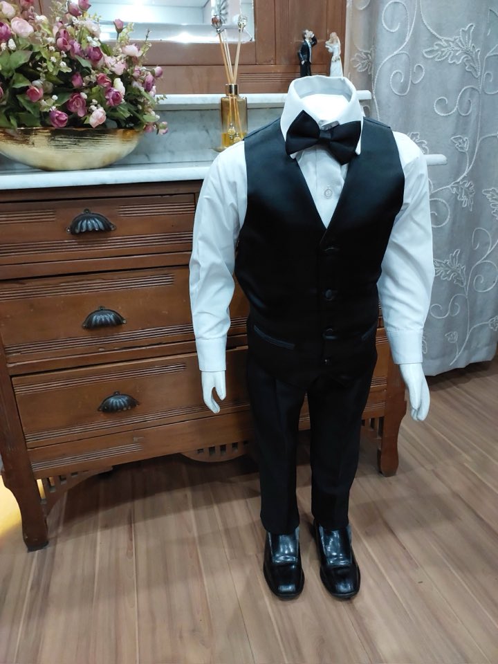 Infantil Colete Preto — foto 3 de 4